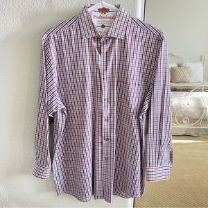 Men's Van Heusen Classic Fit Collared Dress Shirt Size 16.5, 32/33